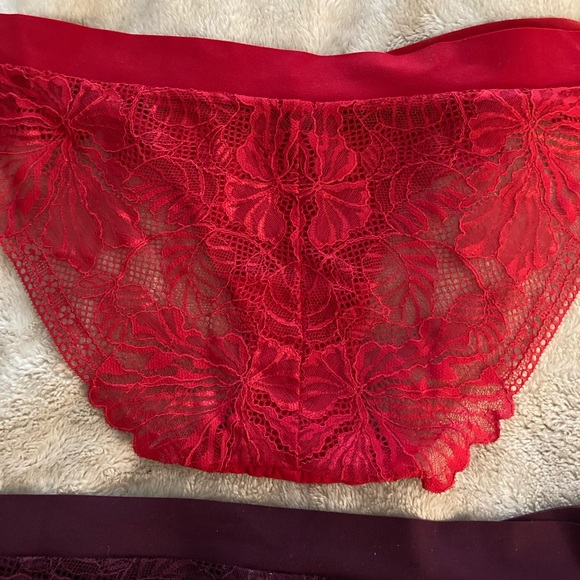 Two Pair Victoria Secret Incredible Bikini Lace Panties - Picture 8 of 9